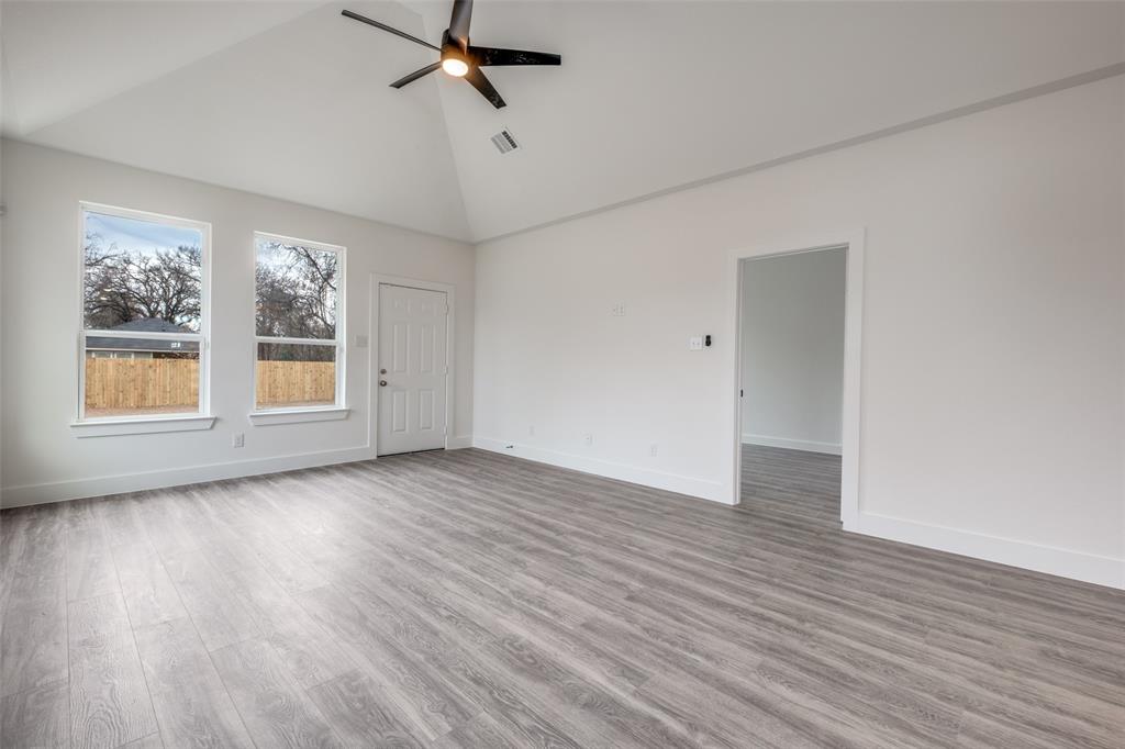 Central Ave 03 - Residential