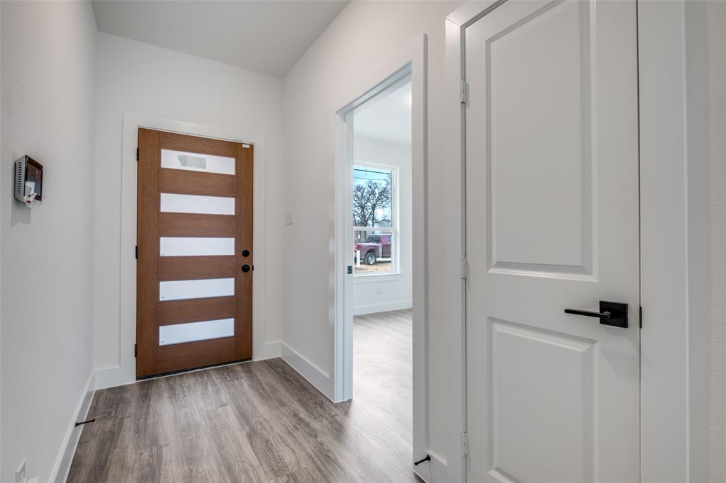 Central Ave 03 - Residential