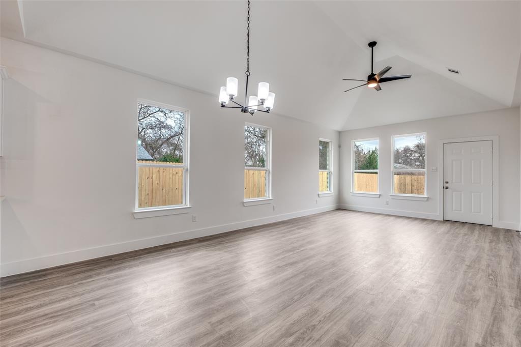 Central Ave 03 - Residential