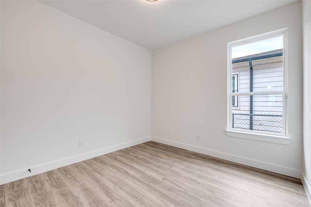 Central Ave 03 - Residential