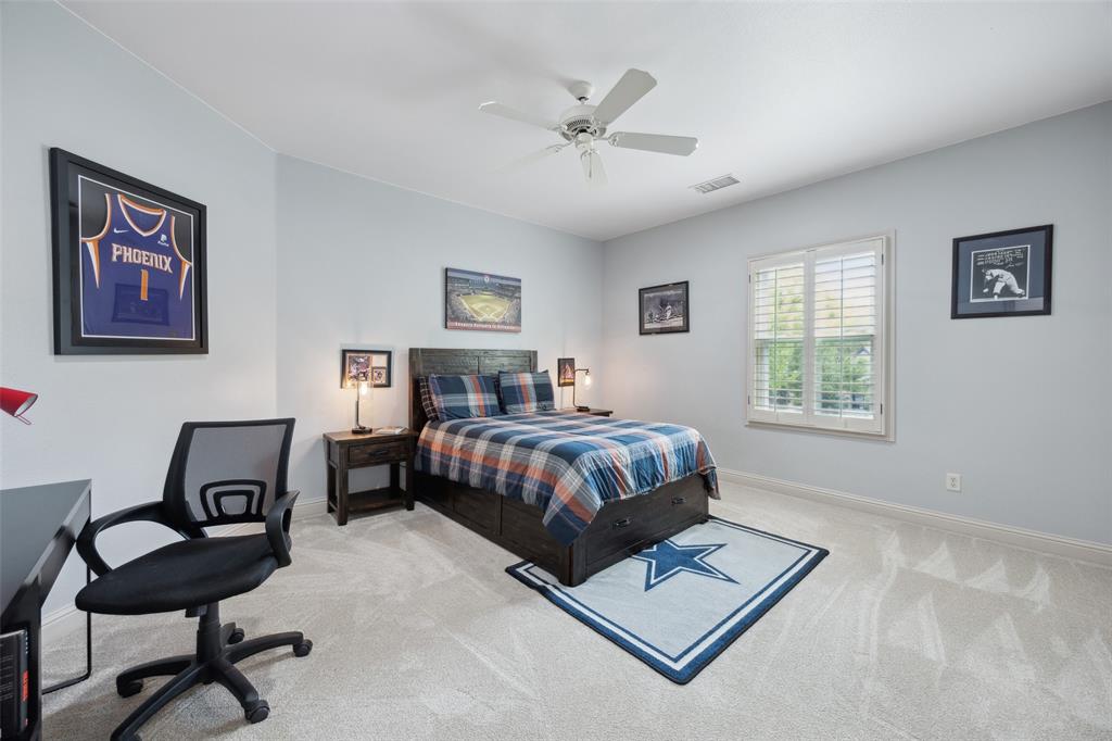 Royal Crest - Residential