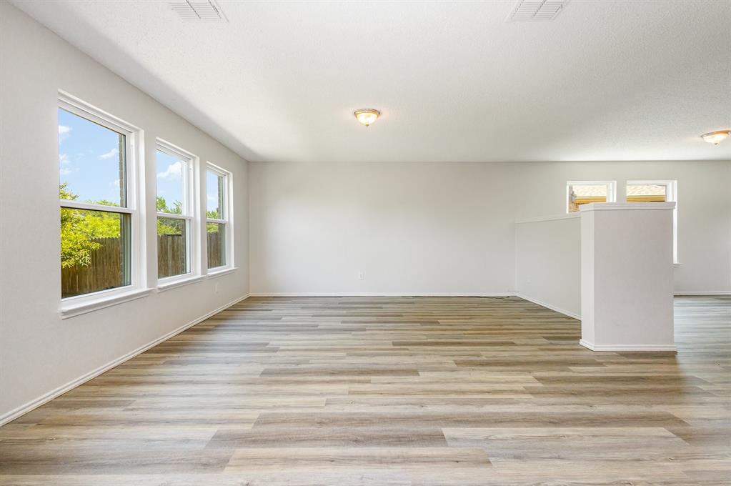 2043 Bishop Hill