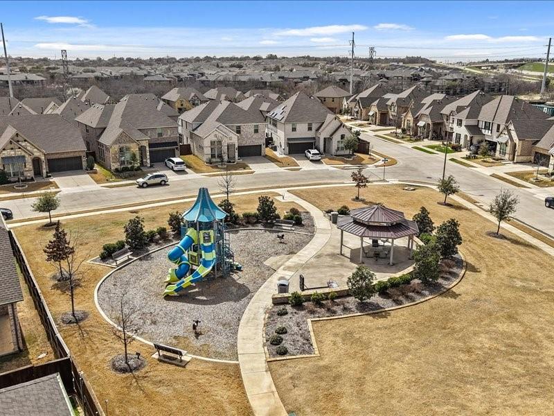 Estancia - Residential