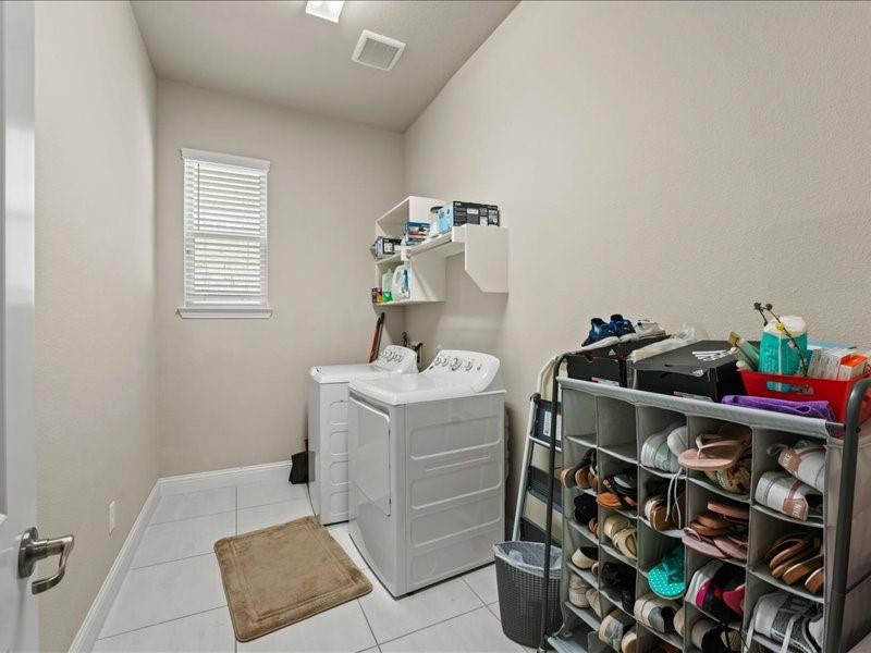 Estancia - Residential