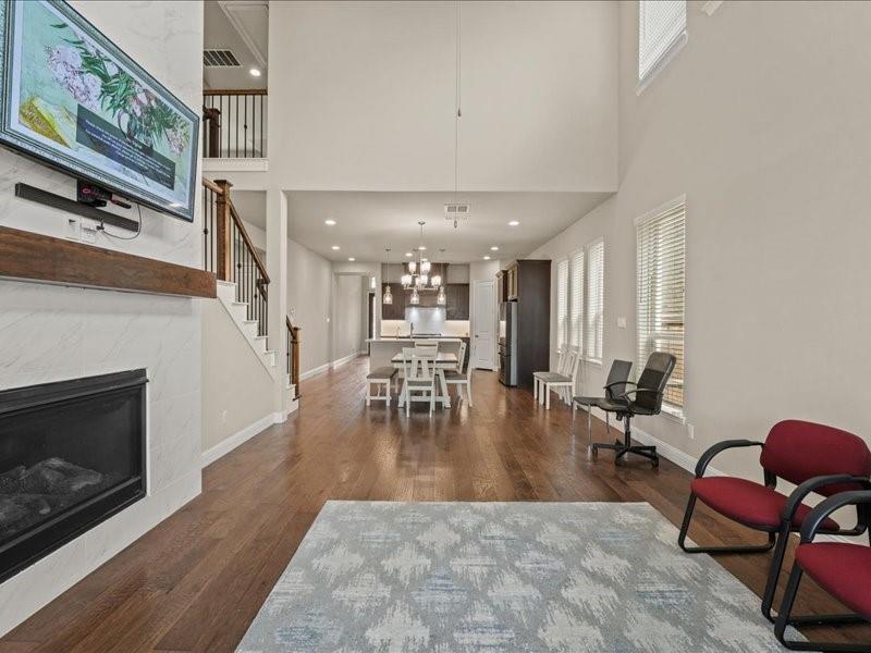 Estancia - Residential