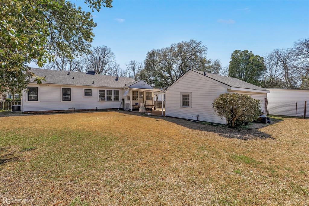 Shreveport, Louisiana 71105, United States, 2 Bedrooms Bedrooms, ,1 BathroomBathrooms,Residential,Active,87264