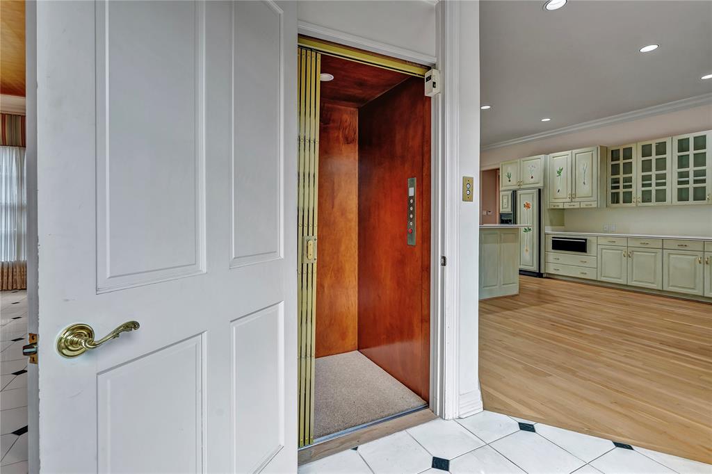 Chamberlain Arlington Heights 1st - Residential