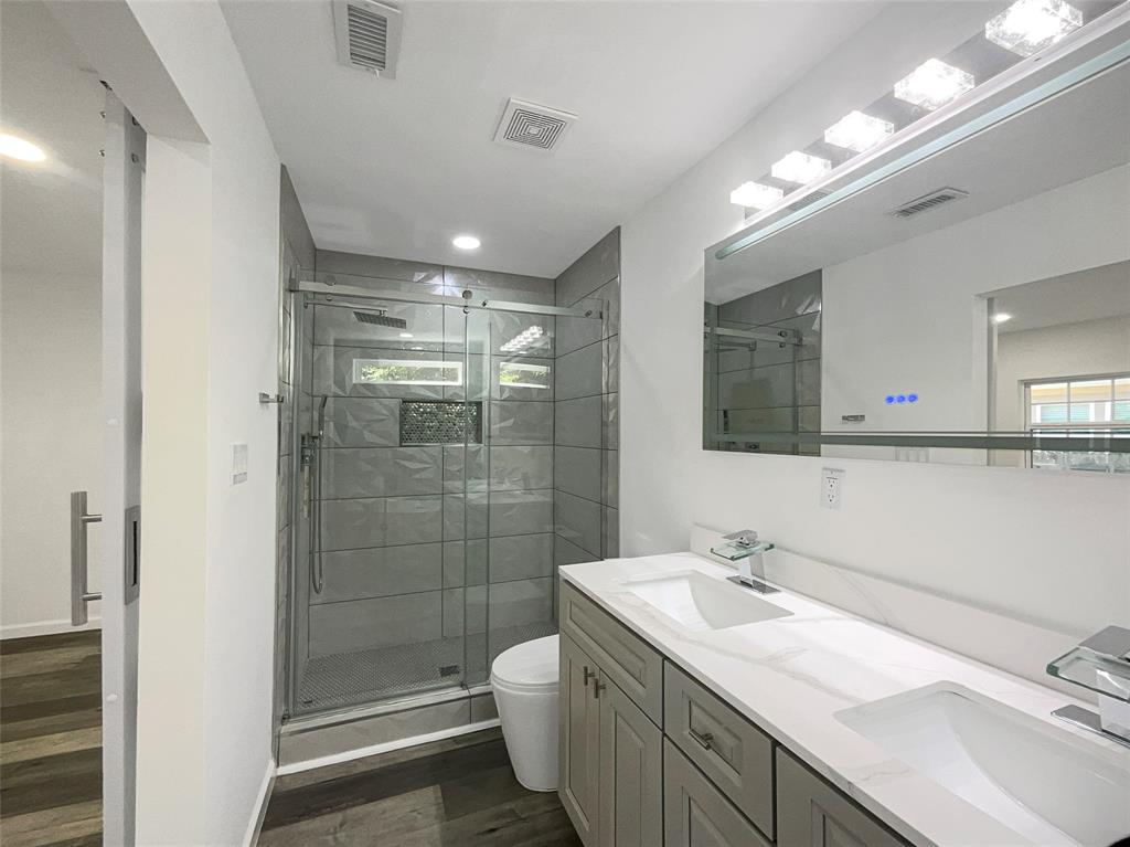 Ellis M G Add - Residential