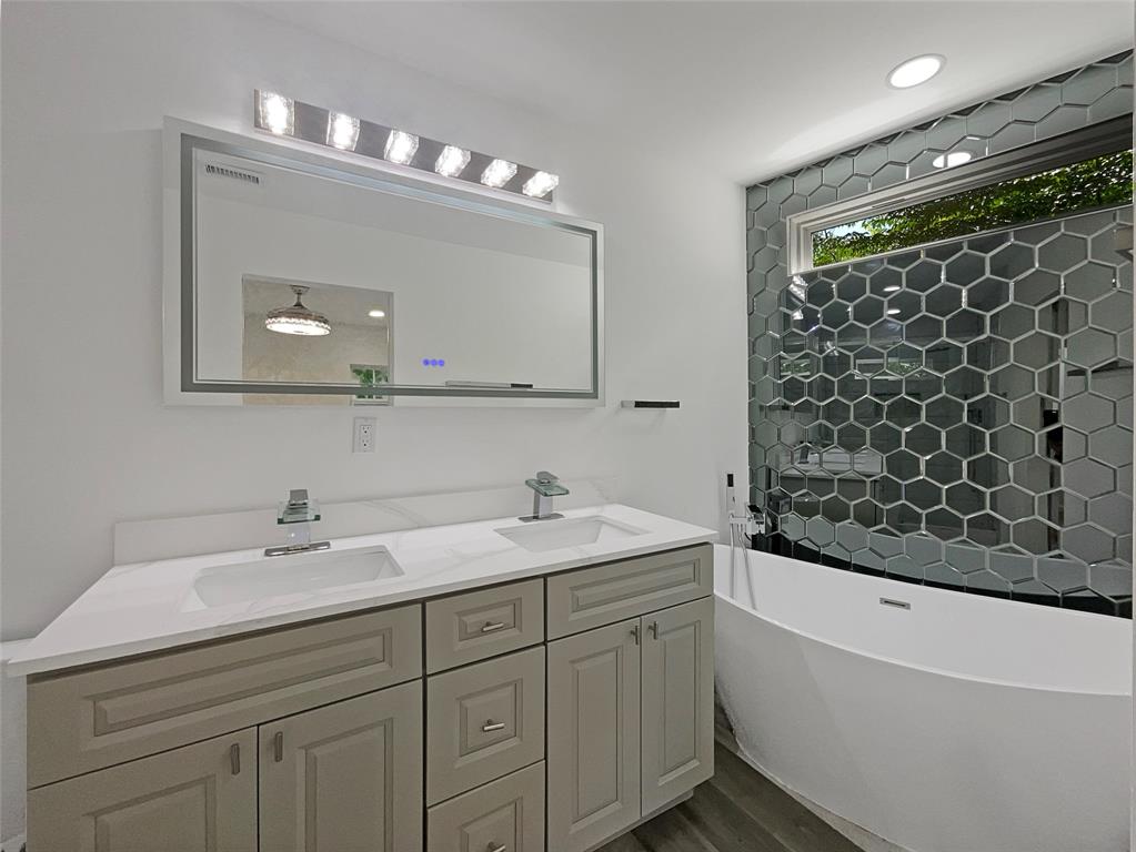 Ellis M G Add - Residential