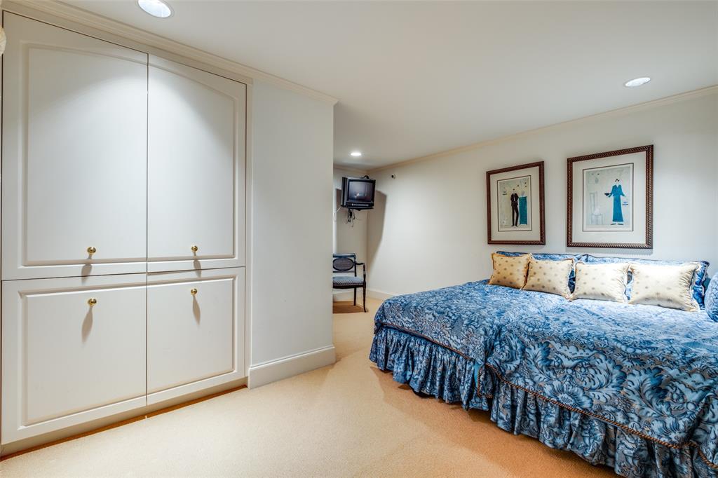 BONAVENTURE CONDOS - Residential