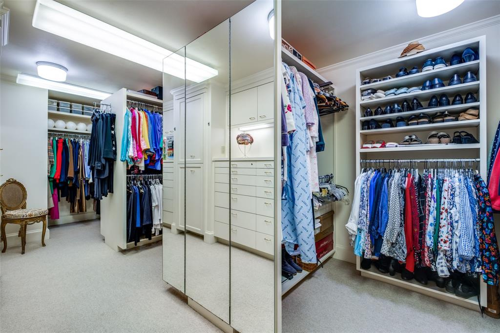 BONAVENTURE CONDOS - Residential