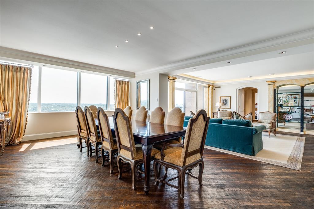 BONAVENTURE CONDOS - Residential