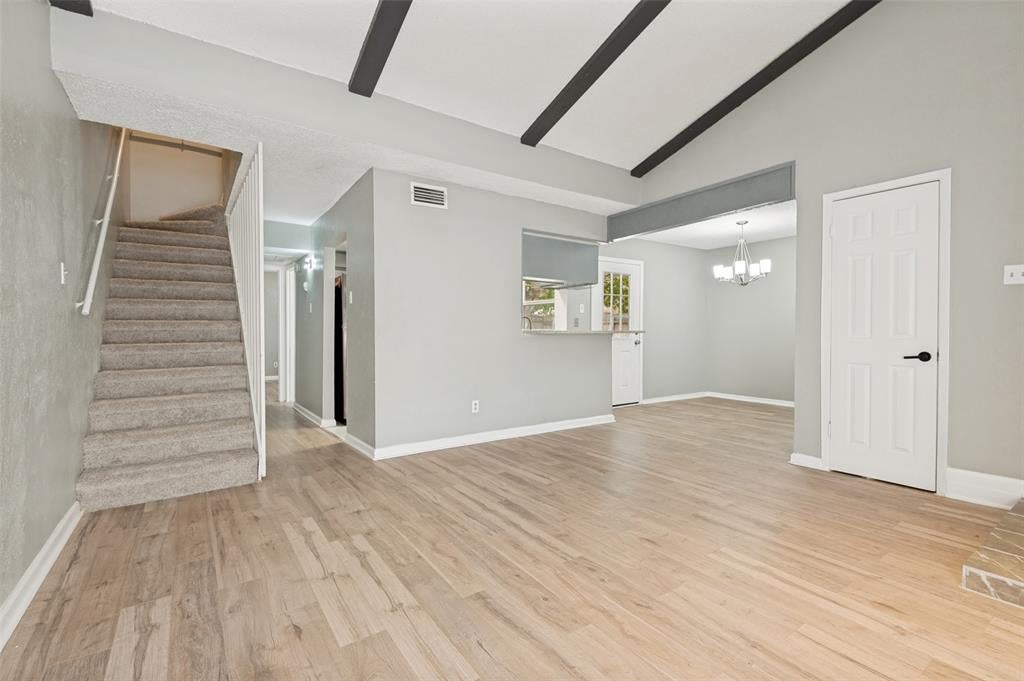 2640 Santiago Circle