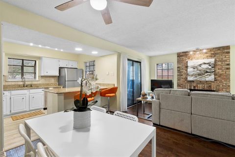 15221 Berry Trail 807 Dallas TX 75248