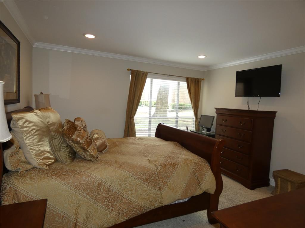 Hollows North Condominium - Residential