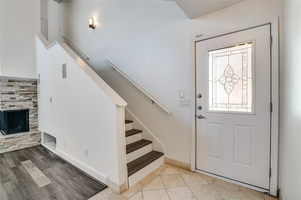 17018 Planters Row