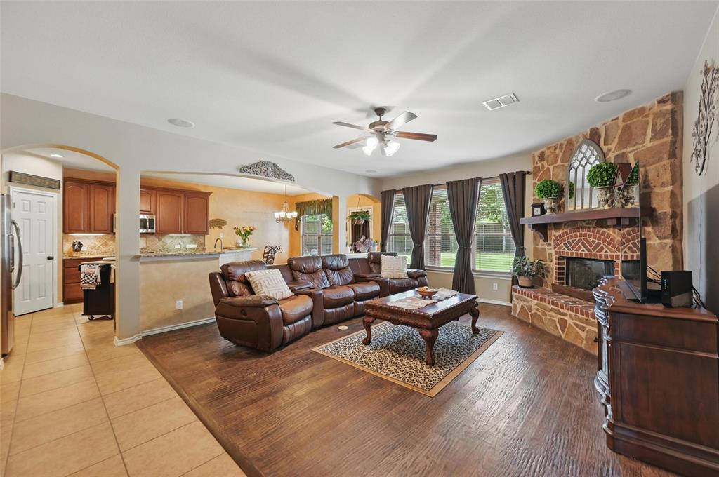 401 Fairway Bluff Drive