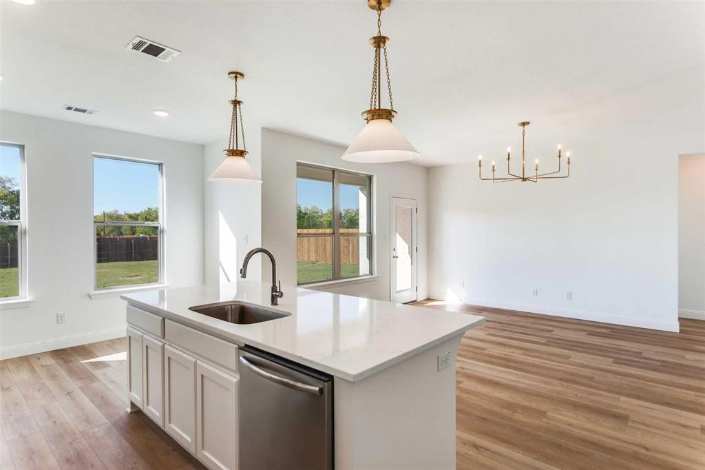 Courts of Bonnie Brae - Residential