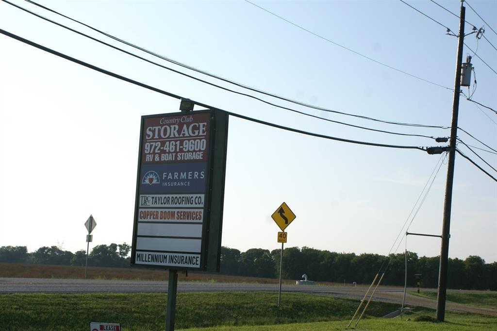 Country Club storage - Commercial Lease