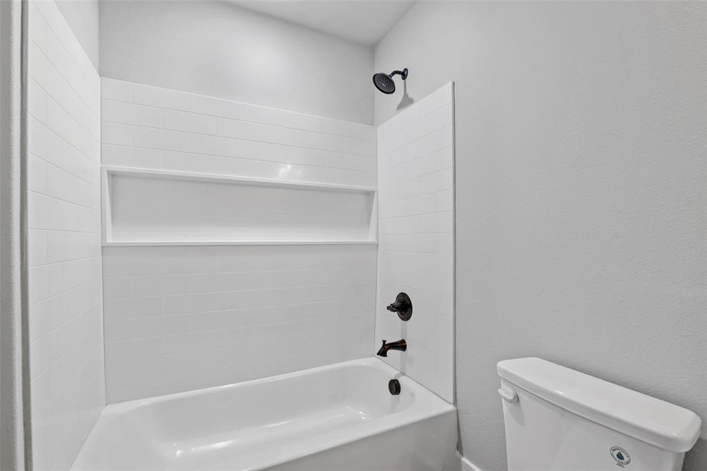 Tolar Oaks - Residential