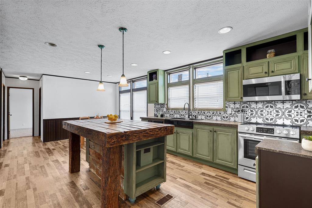 Newsom Christine Sub - Residential