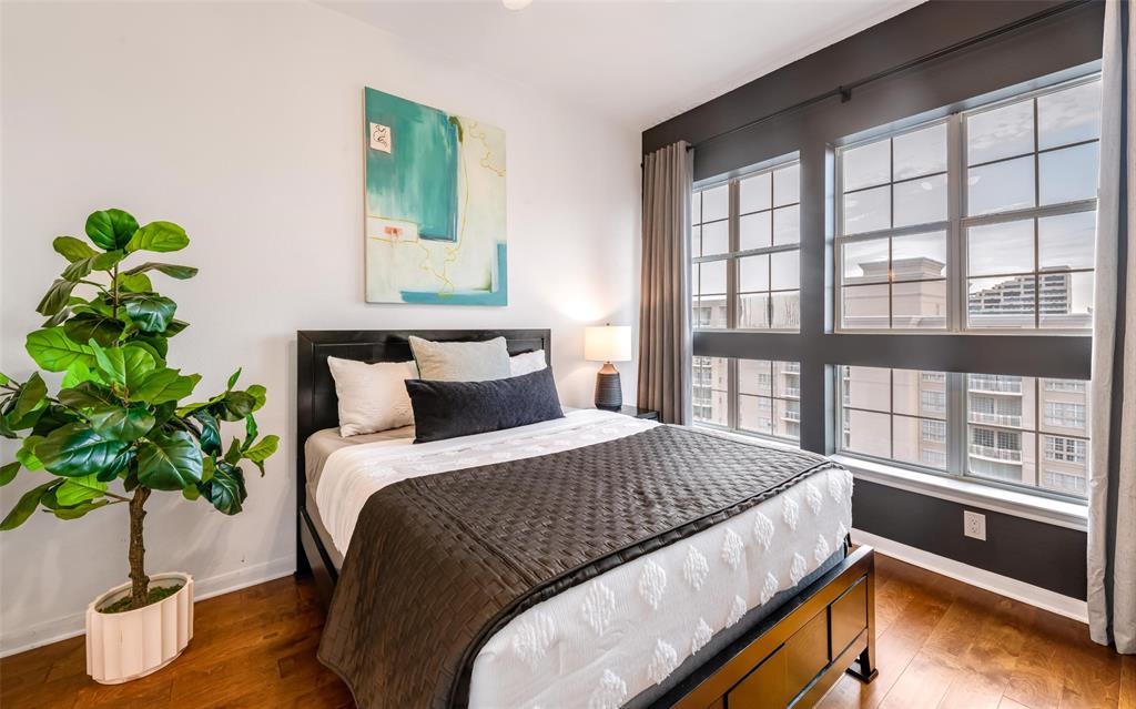 Renaissance On Turtle Creek Condo - Residential