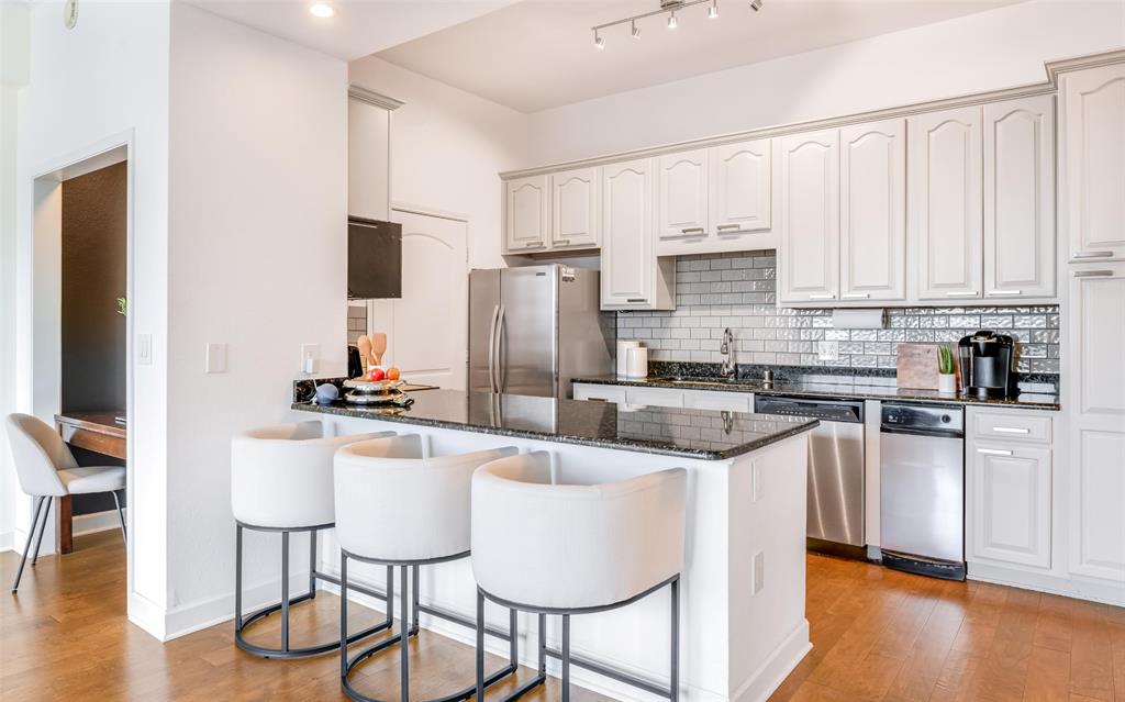 3225 Turtle Creek Boulevard 1906