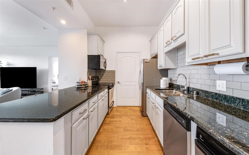 3225 Turtle Creek Boulevard 1906