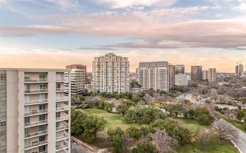 Renaissance On Turtle Creek Condo - Residential