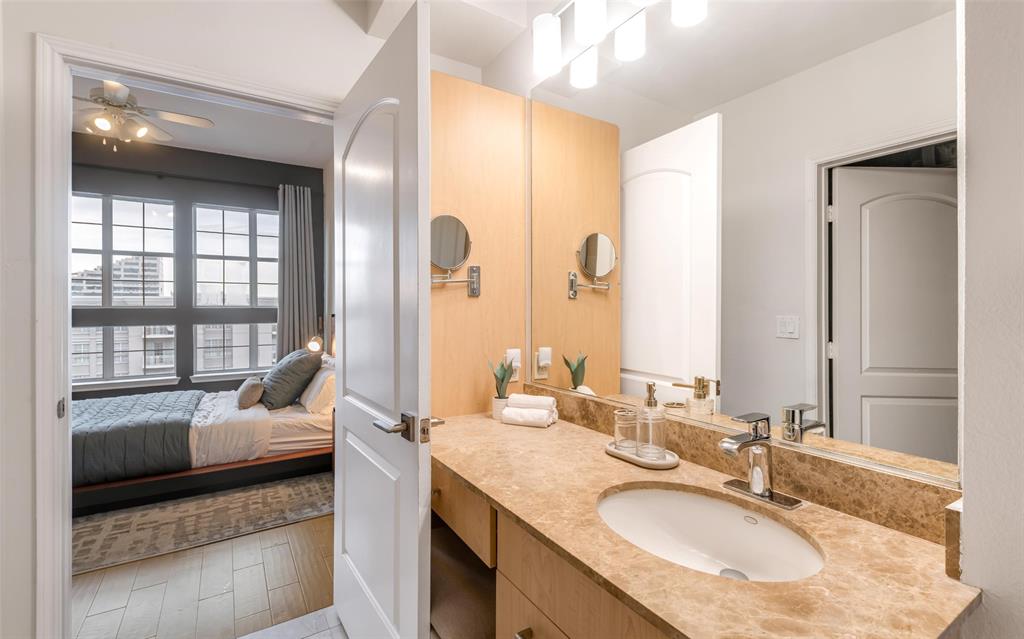 Renaissance On Turtle Creek Condo - Residential