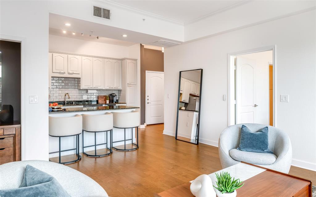 3225 Turtle Creek Boulevard 1906