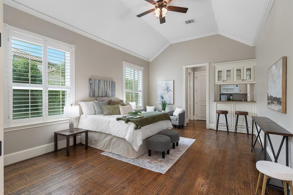 1802 Driskill Drive