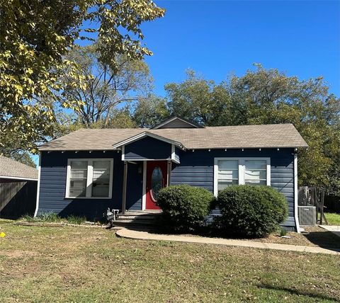 A home in Corsicana