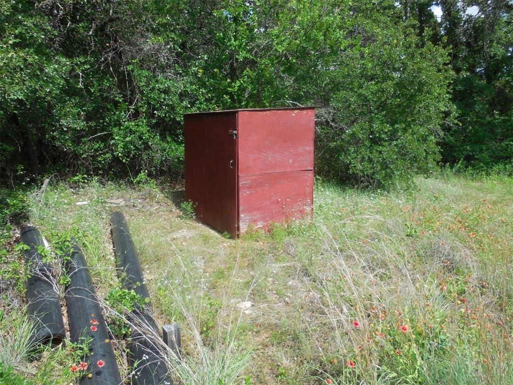 Mary Fury 127 - Land