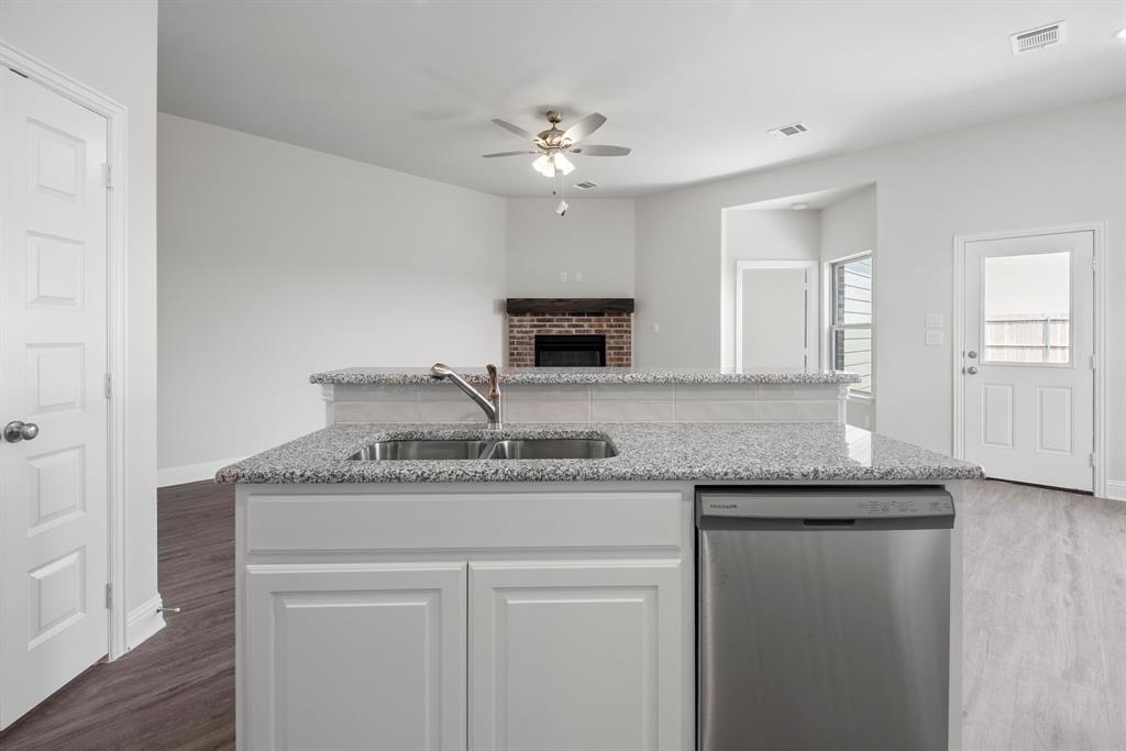 Fox Landing - Residential