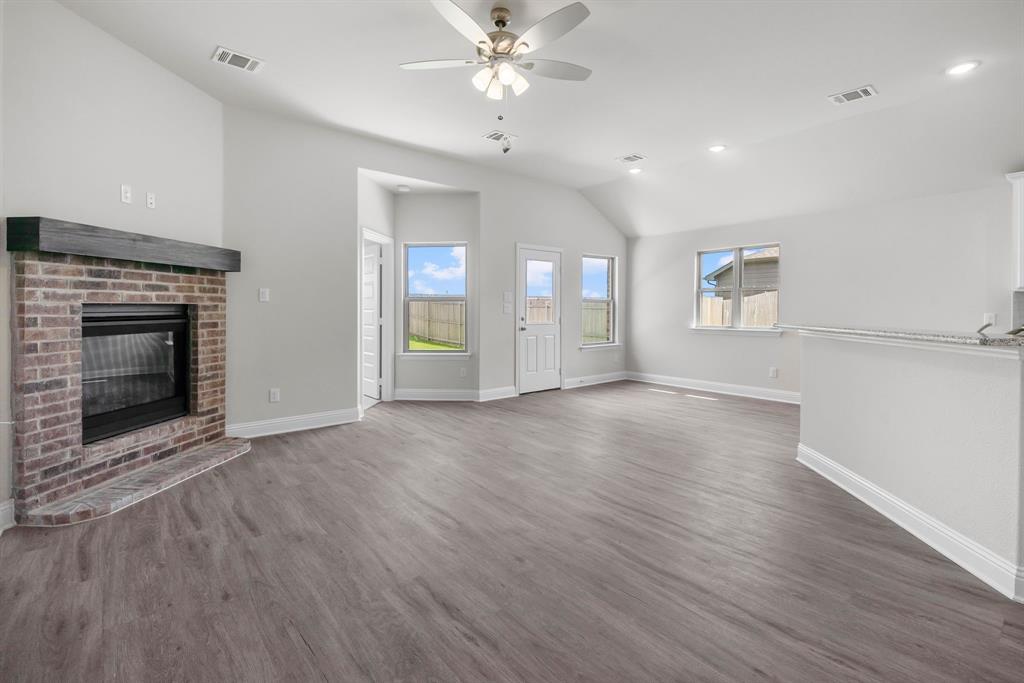 Fox Landing - Residential