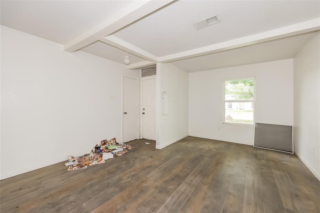 245 Straw Road