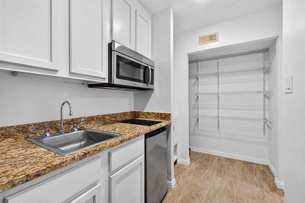 Colony 25 - Residential