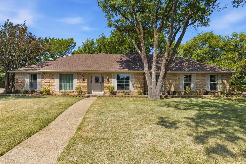 5709 Silver Lake Circle