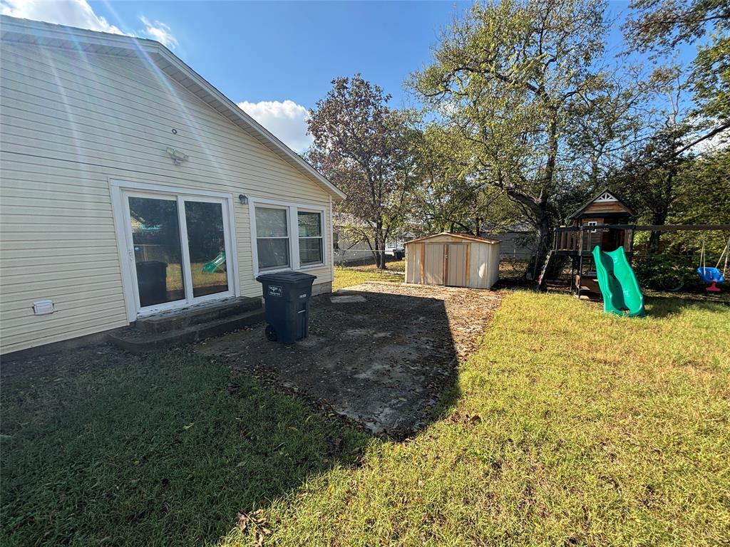 Ridglea West Add - Residential Lease