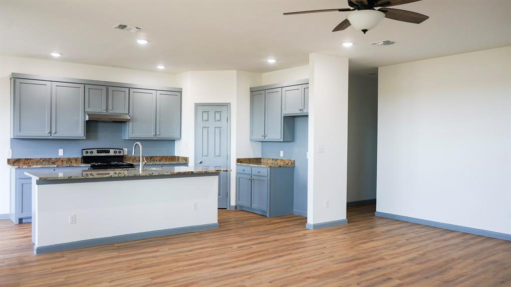 1009 Springview Lane