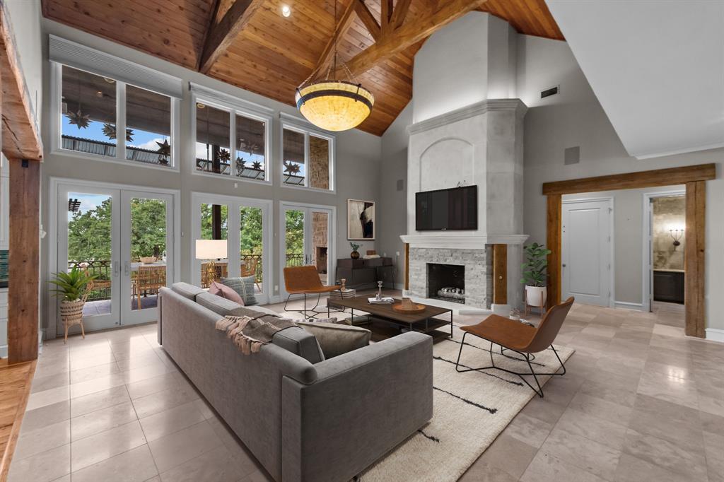 2316 Starlight Court