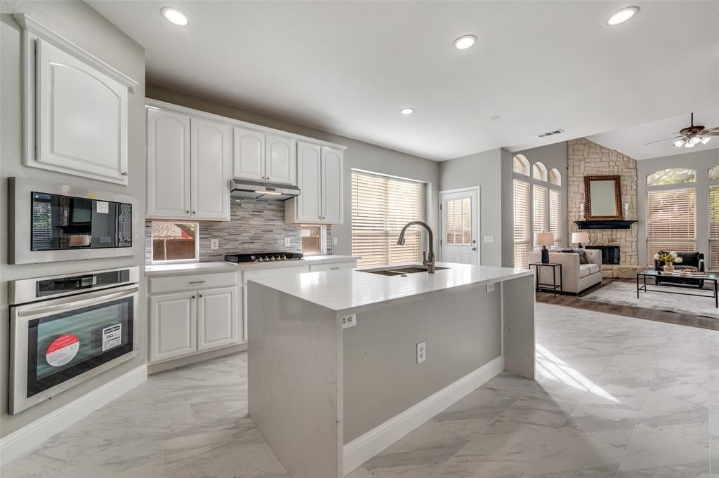 2873 Del Largo Way