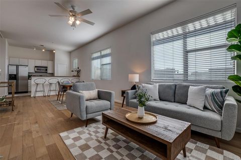 3015 Bryan Street 3B Dallas TX 75204