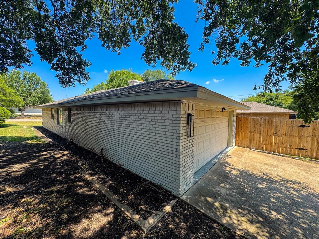 5620 Marblehead Drive