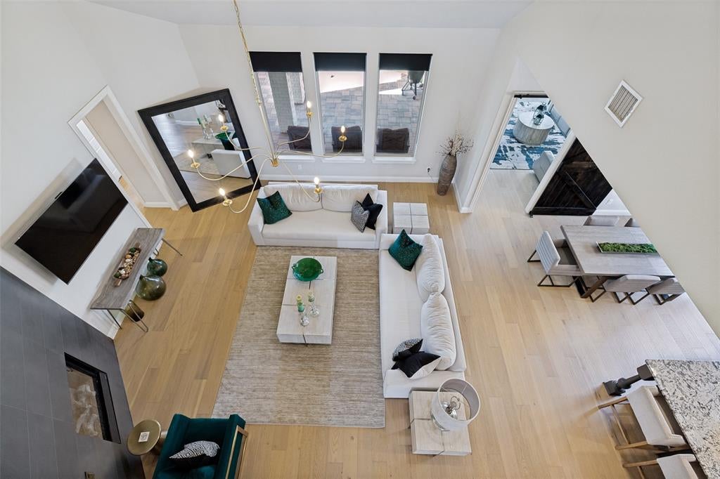 2726 Corral Drive