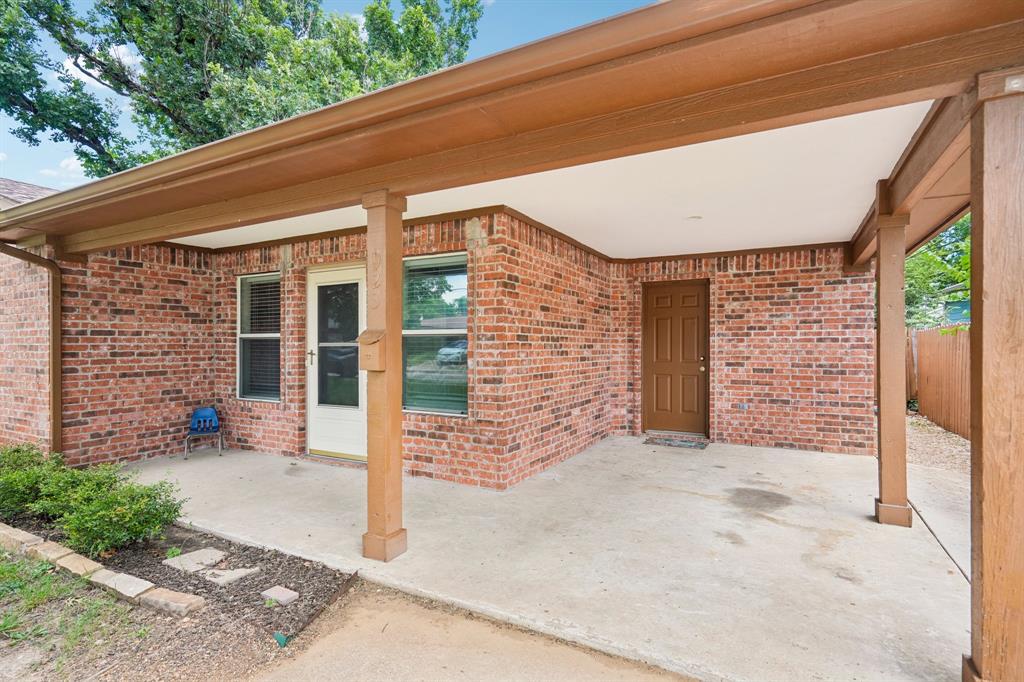 923 Rockwall Street