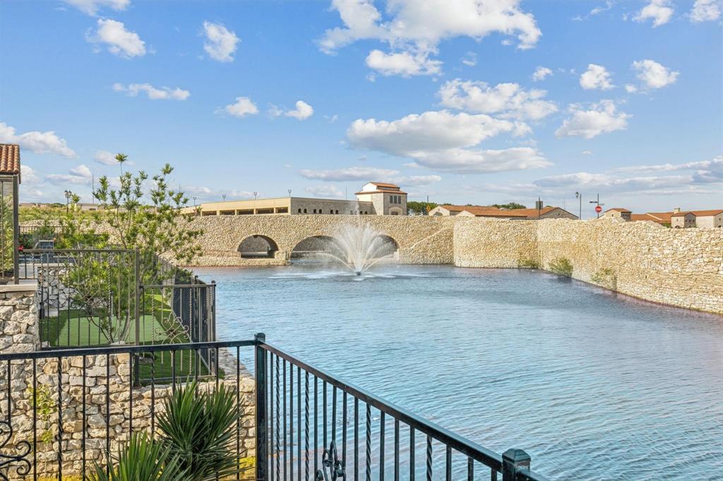 Westlake Entrada - Residential