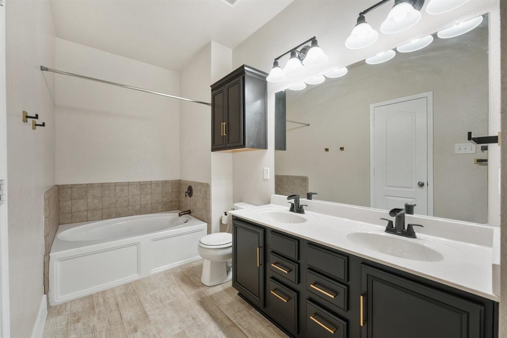 The Cascades At The Legends Ph - Residential Lease