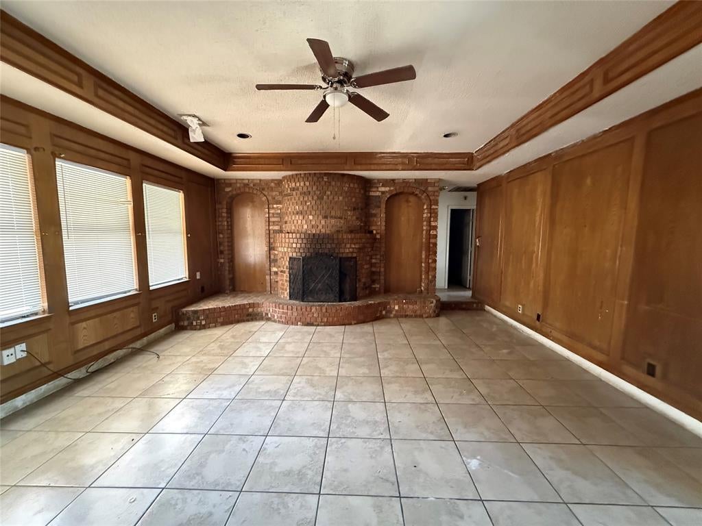 6313 Overlake Drive
